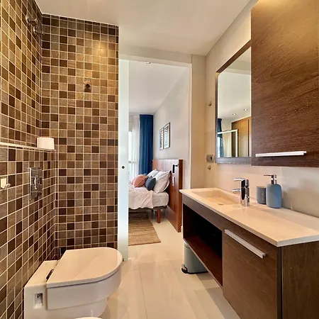 Clubrent - Vista Bella, Exclusive Holidays 칼페